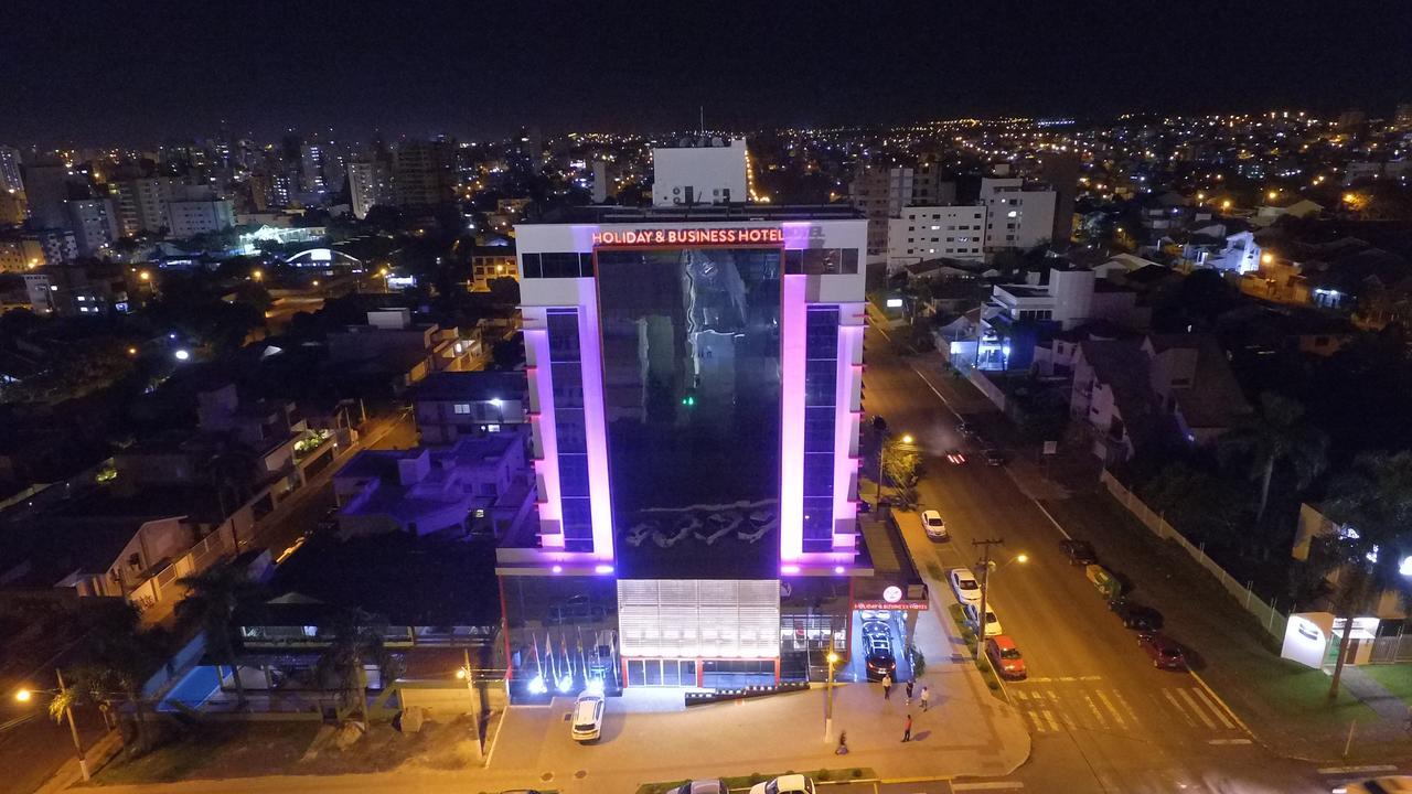 Holiday & Business Hotel - Em Frente Ao Centro De Eventos E Arena Conda Chapecó Exteriér fotografie